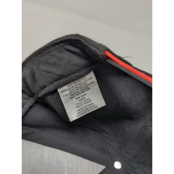 Chicago Snapback Hat Embroidered Spell Out Red & Black OSFM Picture Bill - Picture 11 of 11